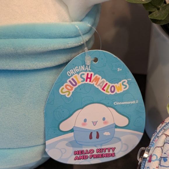 Squishmallows Sanrio Cinnamoroll And Accessories - Picture 3 of 9